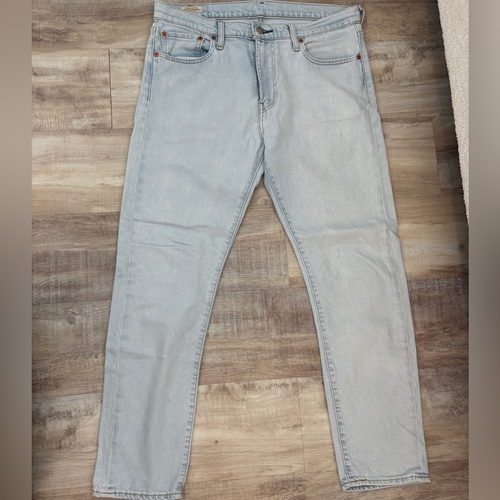 Levi’s  Men’s light wash jeans